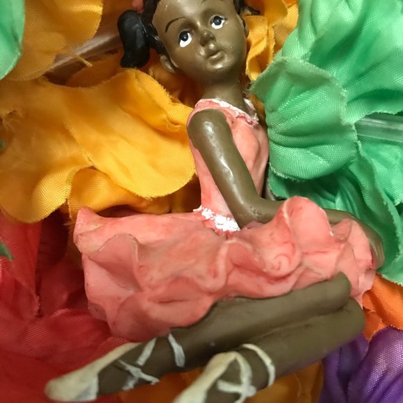 Ballerina Black/Afro-American Miniature Statue - Picture 13 of 16